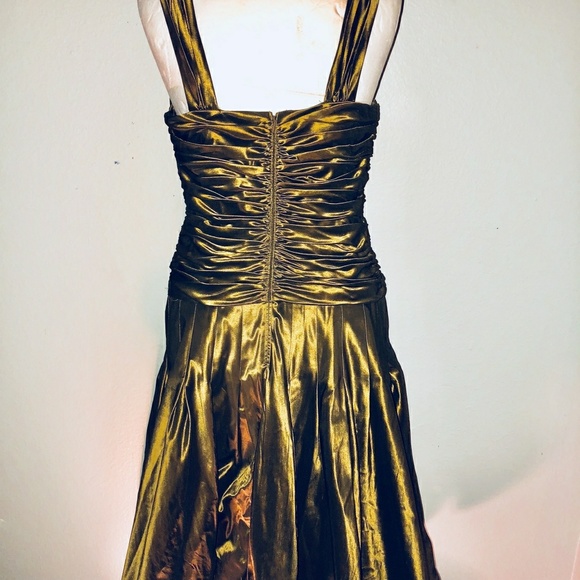 Tadashi vintage gold party dress - Picture 2 of 4